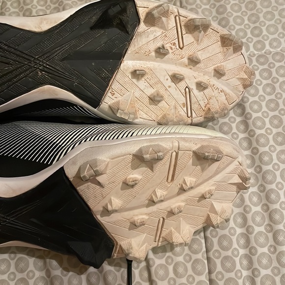 Men’s Under Armour Authentic MLB Baseball Cleats - Picture 10 of 10